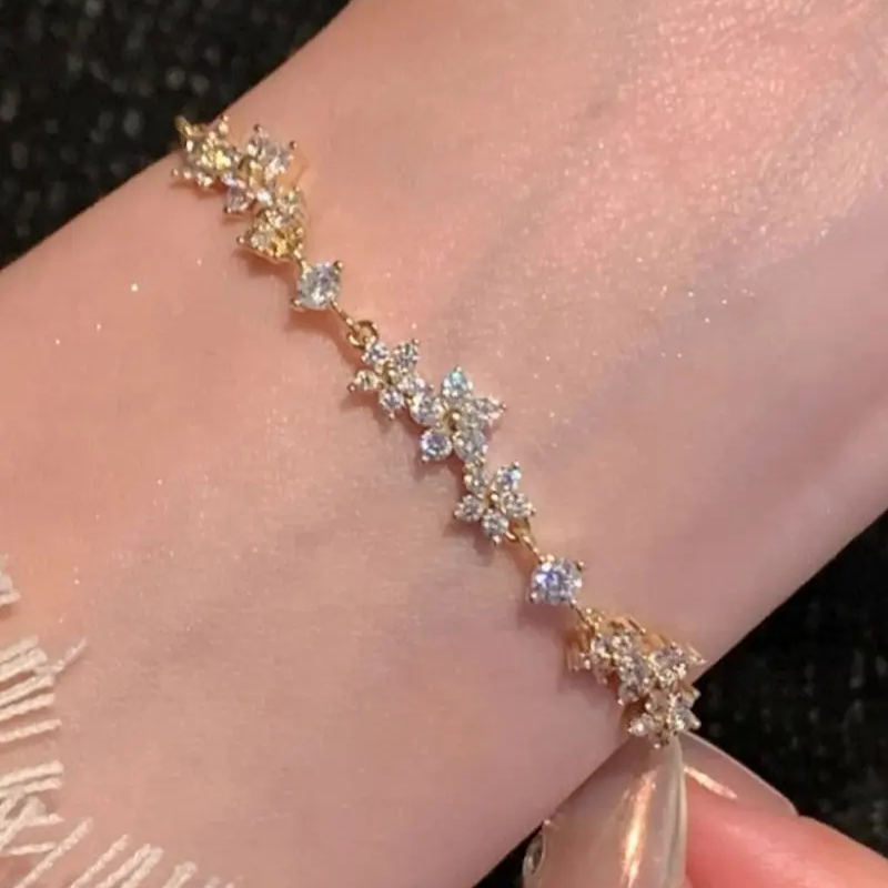 Adjustable Zircon Flower Bracelet