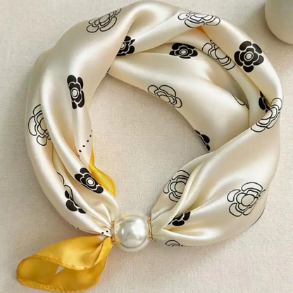 Magnetic Buckle Pearl Necklace