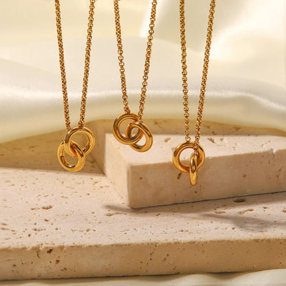 Interlocking Hoops Necklace