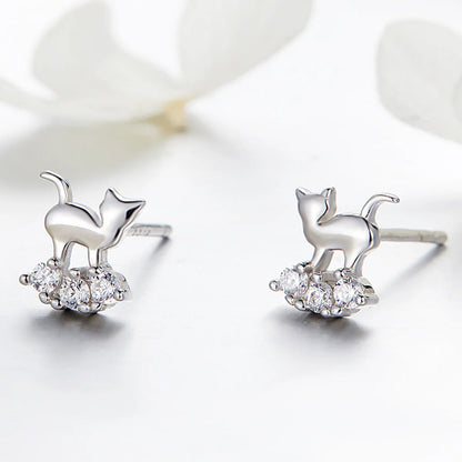 Cat Zircon Pebble Stud Earrings