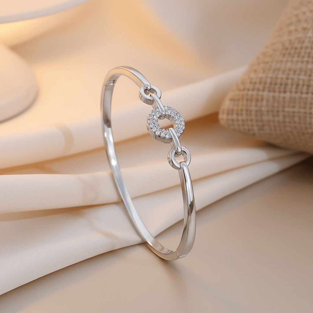 Crystal Circle Link Bracelet