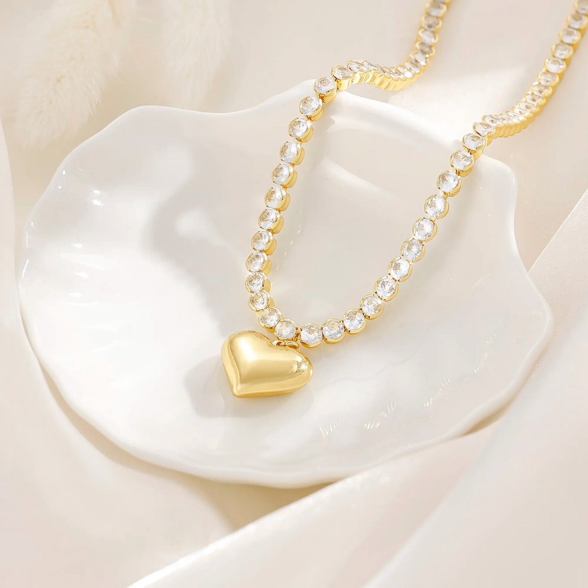 Chubby Heart Diamond Chain Necklace